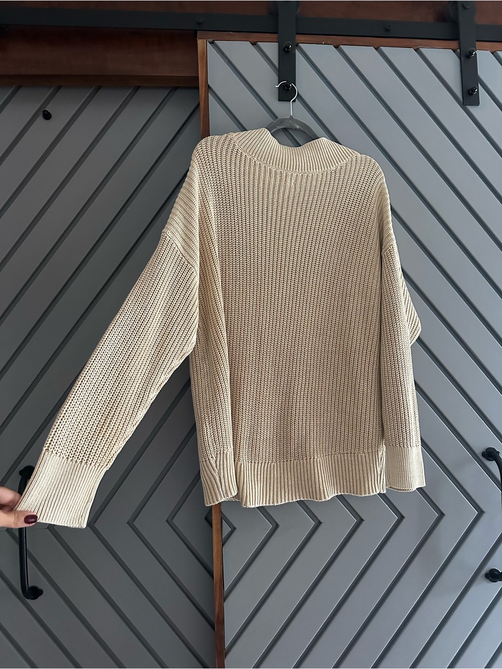 aerie Chunky V-Neck Ribbed Sweater - Cream - Picture 4 of 4